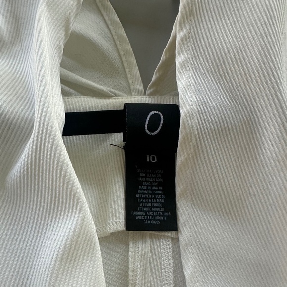 ZERO + MARIA CORNEJO White Vest w/ Gathered Sleeves & V Back Design - Size 10 - Picture 7 of 13